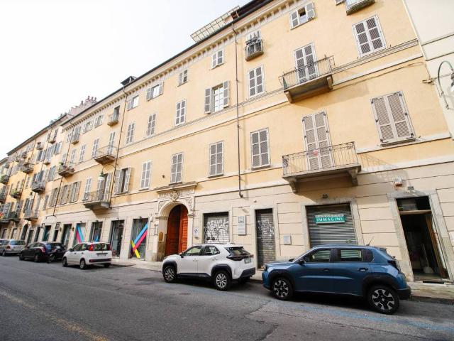 Appartamento in affitto a Circoscrizione 1, Piemonte