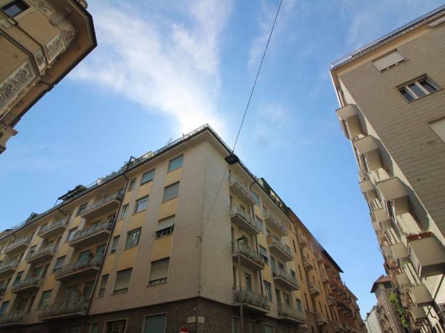 Appartamento in affitto a Circoscrizione 8, Piemonte