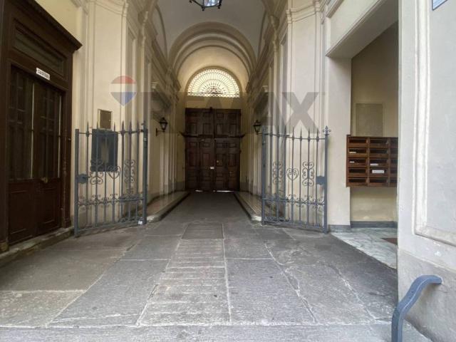 Appartamento in affitto a Centro, Torino