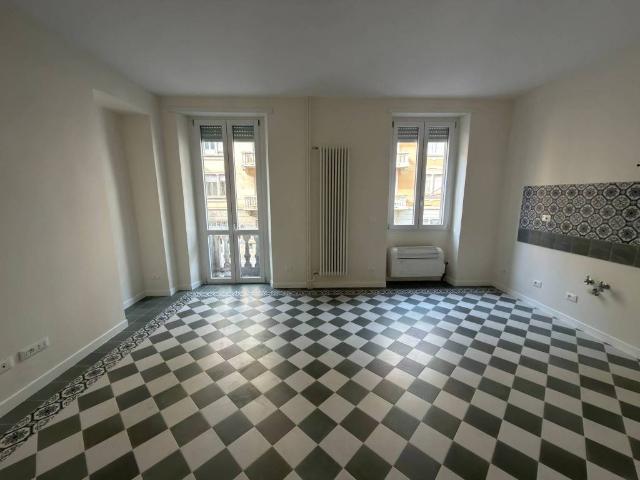 Appartamento in affitto a Circoscrizione 8, Piemonte