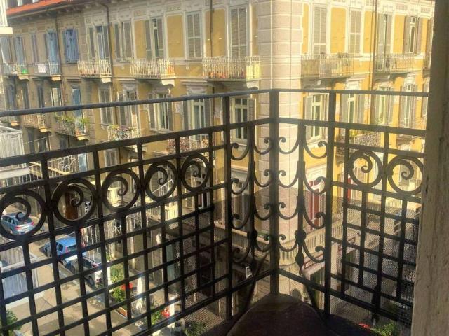 Appartamento in affitto a Circoscrizione 4, Piemonte