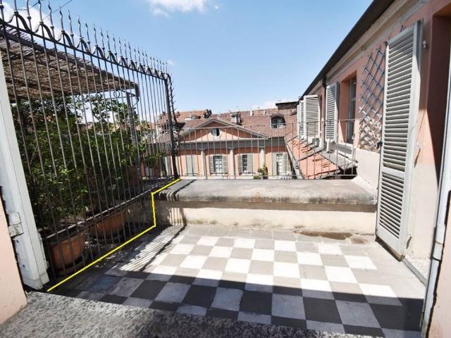 Appartamento in affitto a Centro, Torino