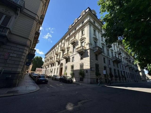 Appartamento in affitto a Circoscrizione 1, Piemonte