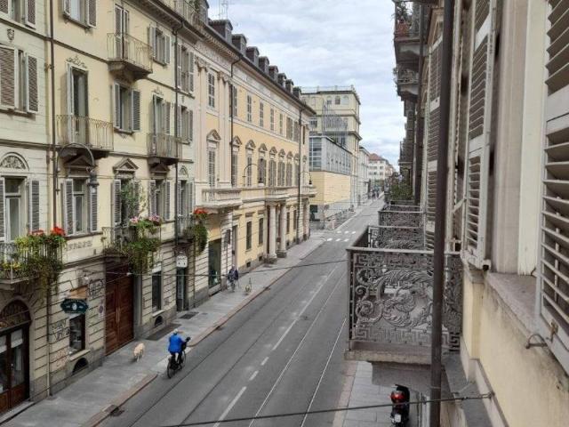 Appartamento in affitto a Circoscrizione 1, Piemonte
