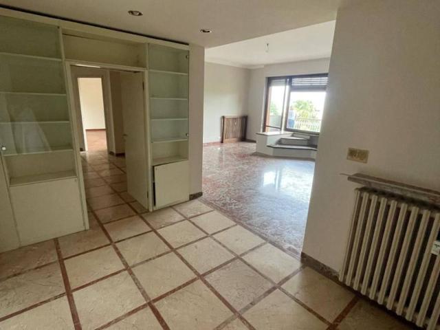 Appartamento in affitto a Cavoretto, Piemonte