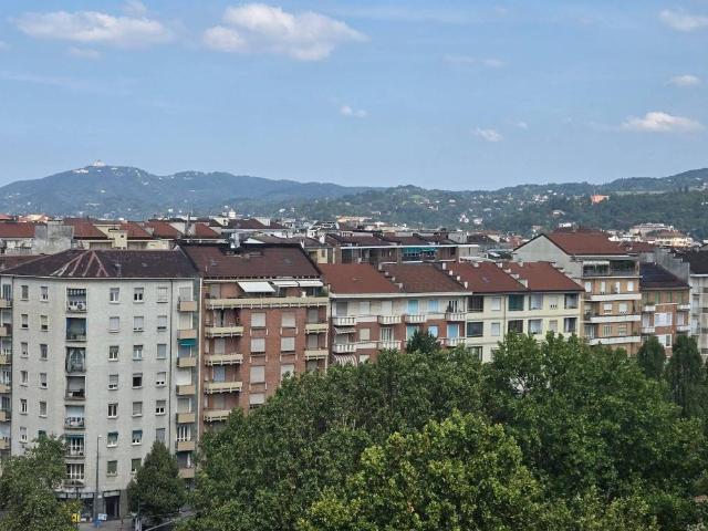 Appartamento in affitto a Circoscrizione 2, Piemonte