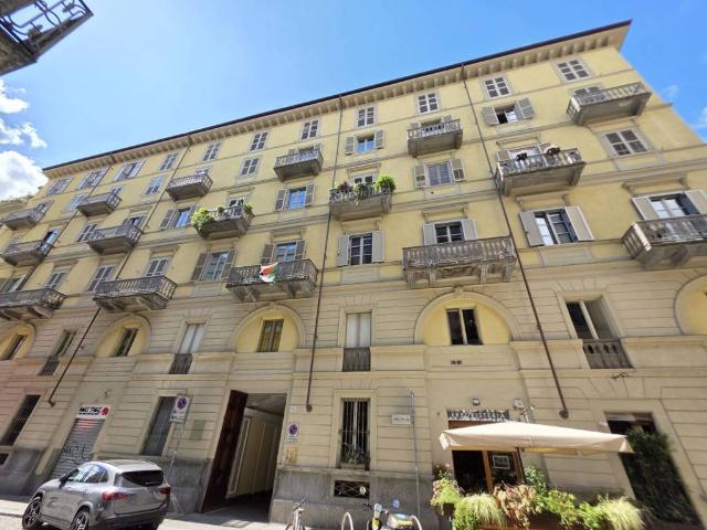Appartamento in affitto a Circoscrizione 1, Piemonte