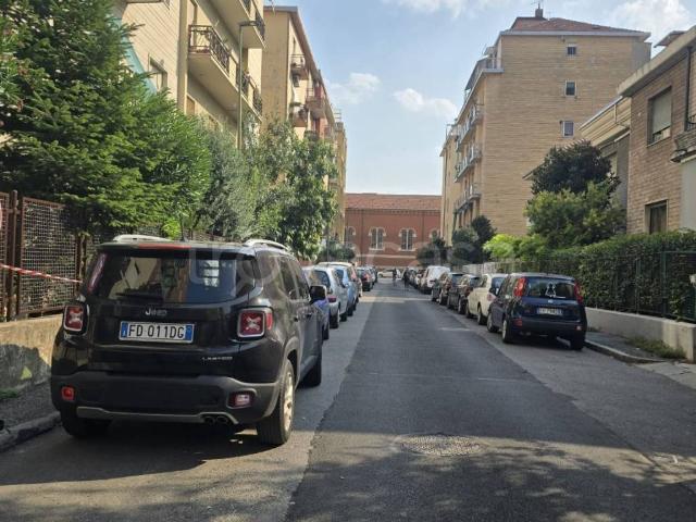 Appartamento in affitto a Circoscrizione 6, Piemonte