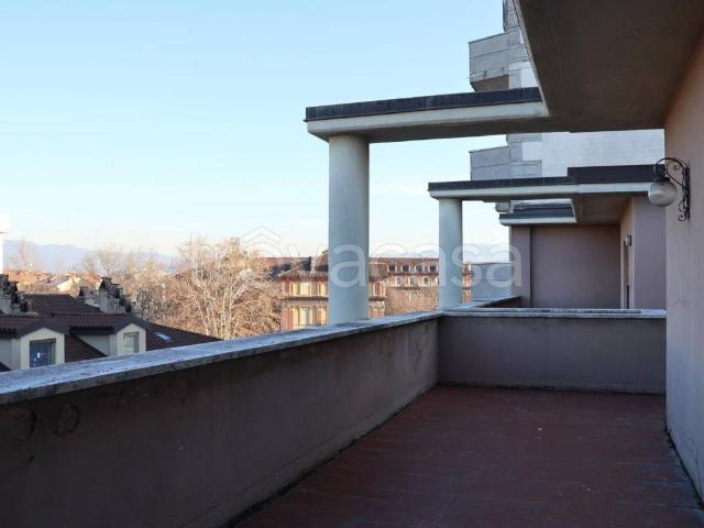 Appartamento in affitto a Circoscrizione 4, Piemonte