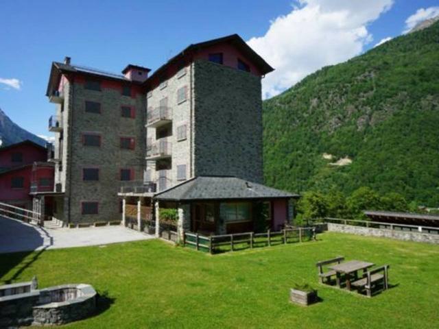 Appartamento in affitto a Spriana, Lombardia