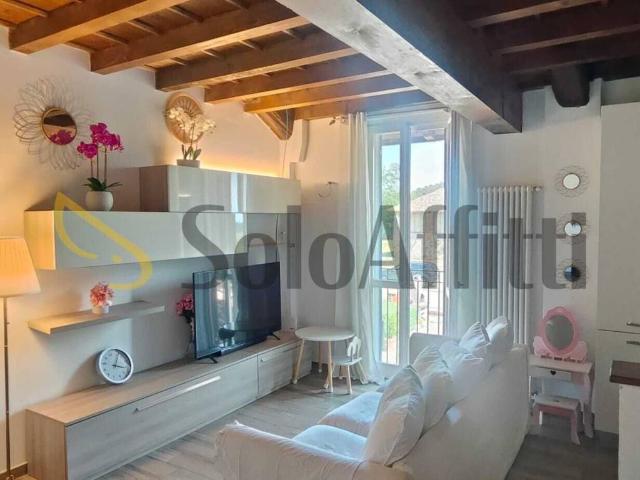 Appartamento in affitto a Torre D'isola, Lombardia