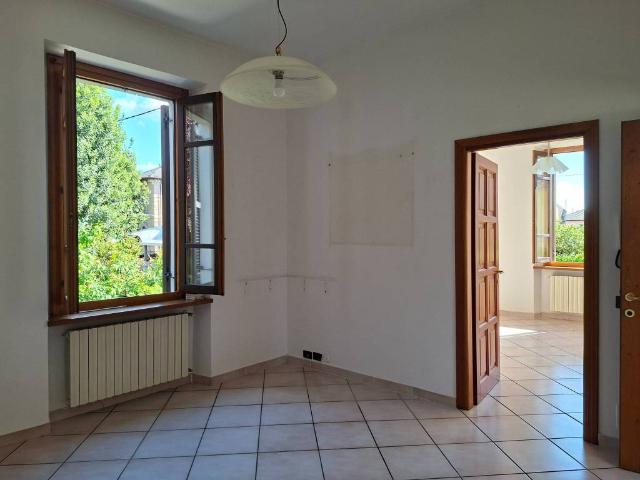 Appartamento in affitto a Tradate, Lombardia