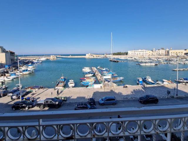 Appartamento in affitto a Puglia, Barletta-andria-trani