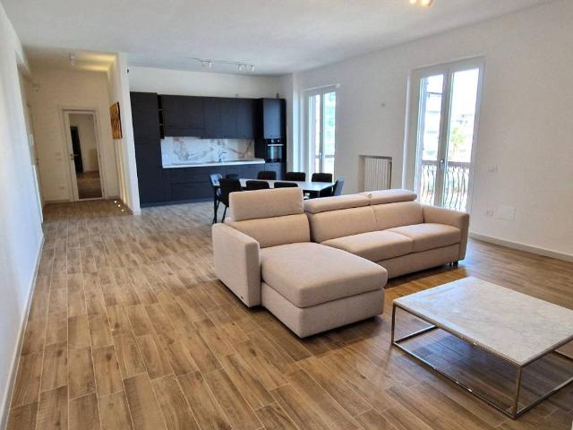 Appartamento in affitto a Puglia, Barletta-andria-trani