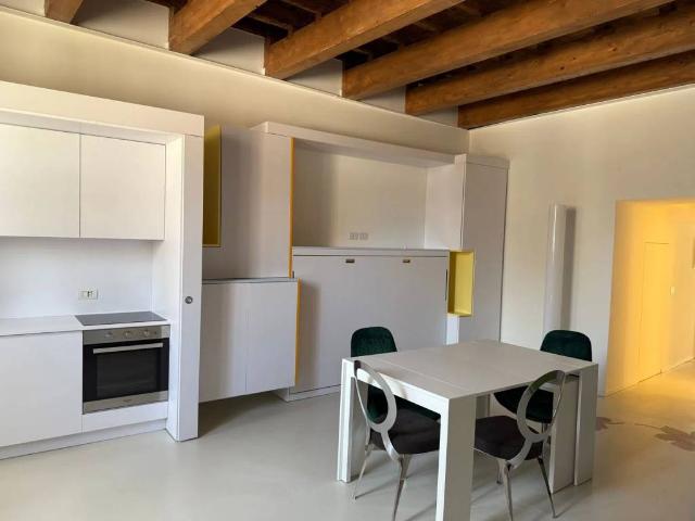 Appartamento in affitto a Puglia, Barletta-andria-trani