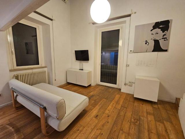 Appartamento in affitto a Puglia, Barletta-andria-trani