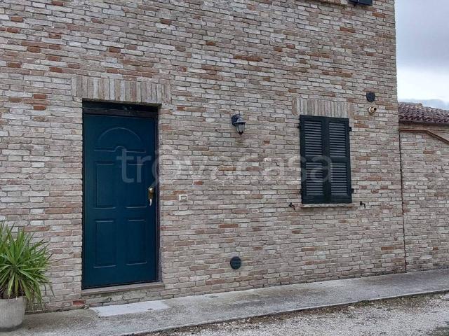 Appartamento in affitto a Sirone, Lombardia