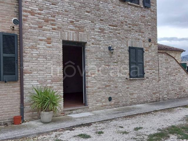 Appartamento in affitto a Sirone, Lombardia