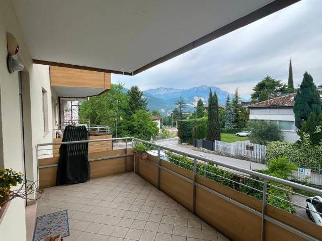 Appartamento in affitto a Territorio Val d'Adige, Trento