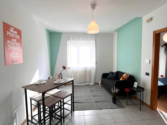 Appartamento in affitto a Territorio Val d'Adige, Trento