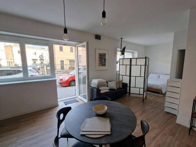 Appartamento in affitto a Territorio Val d'Adige, Trento