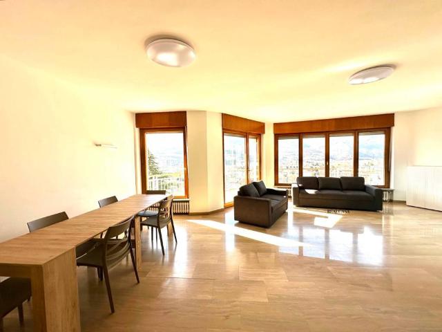 Appartamento in affitto a Territorio Val d'Adige, Trento