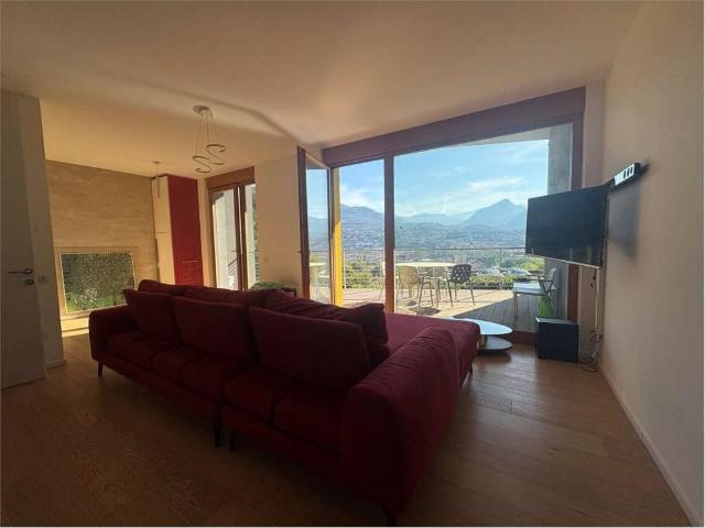 Appartamento in affitto a Territorio Val d'Adige, Trento