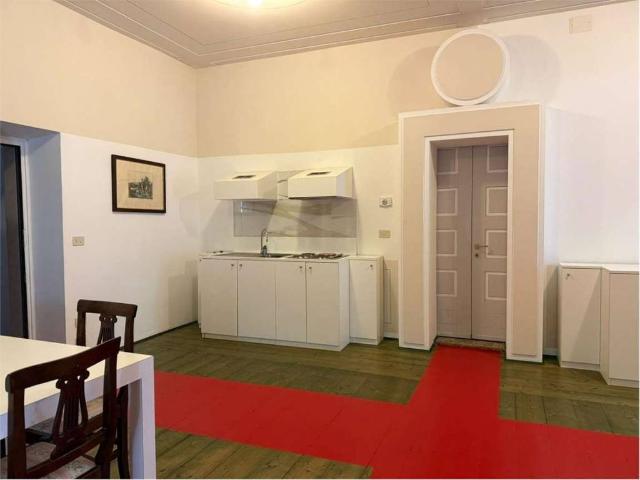 Appartamento in affitto a Territorio Val d'Adige, Trento