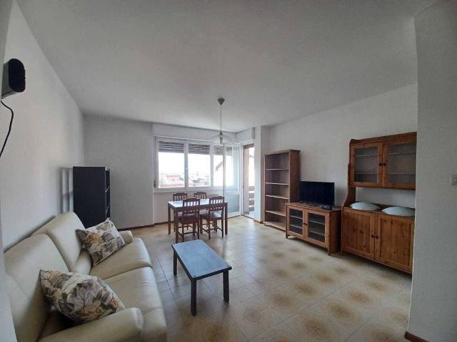 Appartamento in affitto a Territorio Val d'Adige, Trento