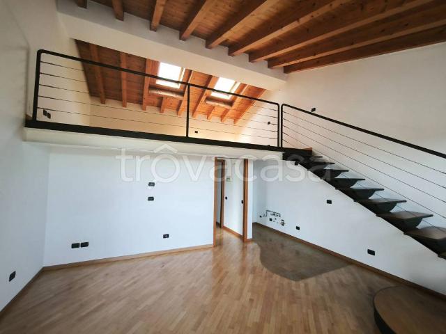 Appartamento in affitto a Colle, Trescore Balneario