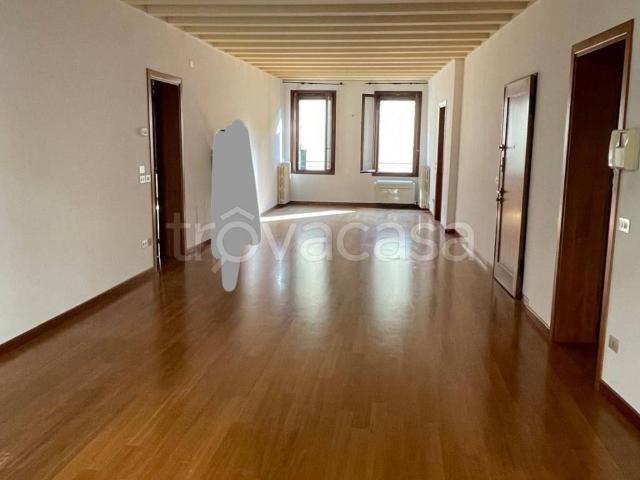 Appartamento in affitto a Treviso, Area Appiani