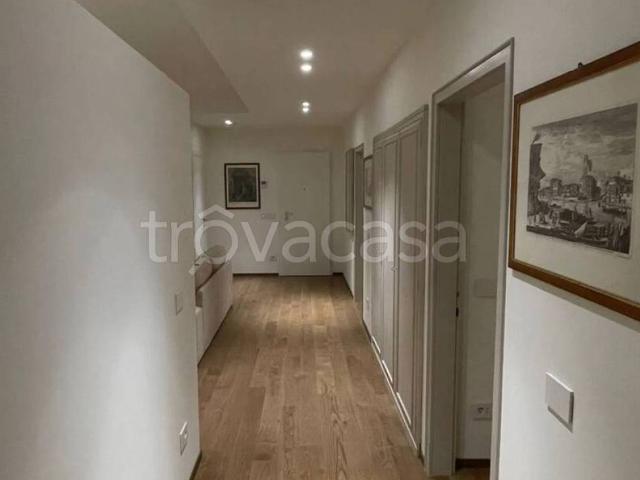 Appartamento in affitto a Porta Cerasa, Marche