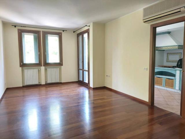 Appartamento in affitto a San Zeno, Treviso