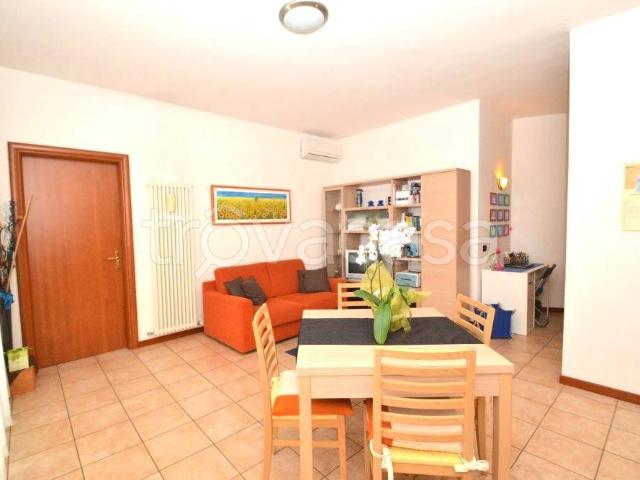 Appartamento in affitto a Montello, Bergamo