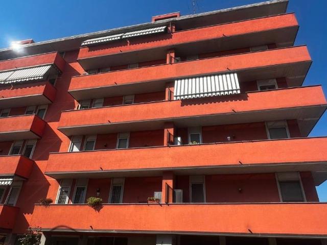 Appartamento in affitto a Trezzano Sul Naviglio, Lombardia