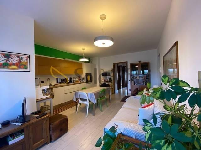 Appartamento in affitto a Trezzano Sul Naviglio, Lombardia