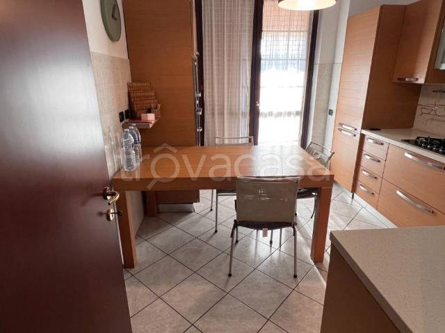 Appartamento in affitto a Cascina Gaggia, Trezzano Sul Naviglio