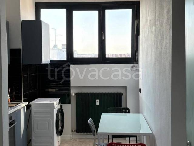 Appartamento in affitto a Quartiere Zingone, Trezzano sul Naviglio
