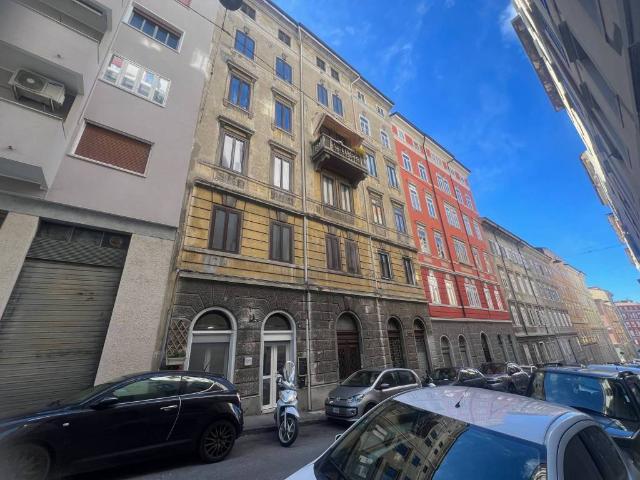 Appartamento in affitto a Barriera Vecchia-San Giacomo, Villa Opicina