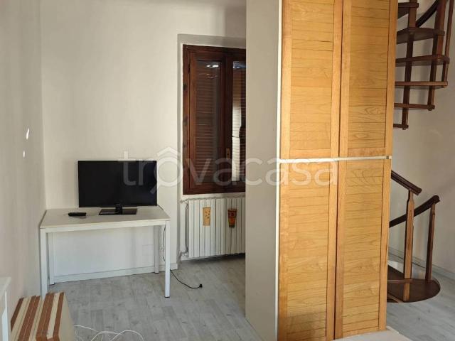 Appartamento in affitto a Turate, Lombardia