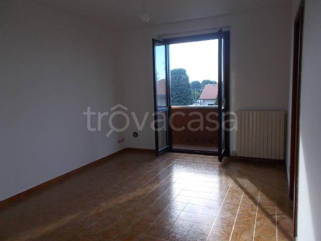 Appartamento in affitto a Turate, Lombardia