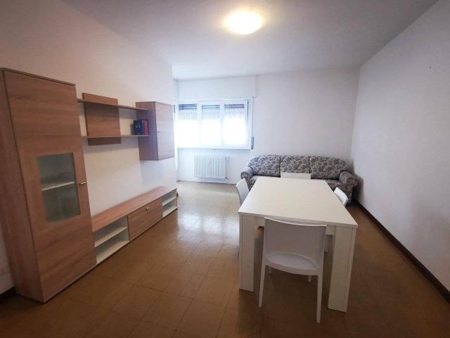 Appartamento in affitto a Rizzi, Reana Del Roiale