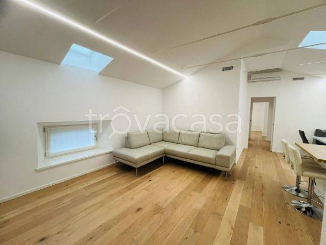 Appartamento in affitto a Campello Sul Clitunno, Umbria