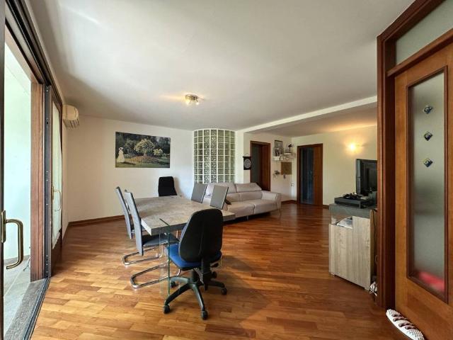 Appartamento in affitto a Paderno, Reana Del Roiale
