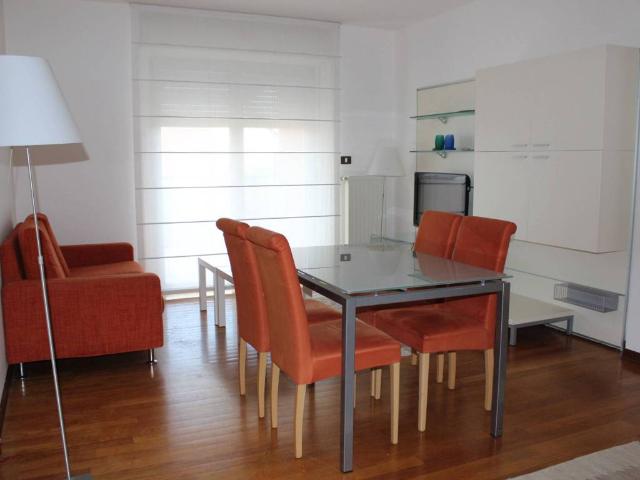 Appartamento in affitto a Rizzi, Reana Del Roiale