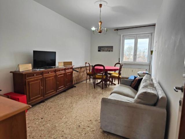 Appartamento in affitto a Paderno, Reana Del Roiale