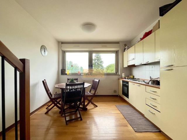 Appartamento in affitto a Rizzi, Reana Del Roiale