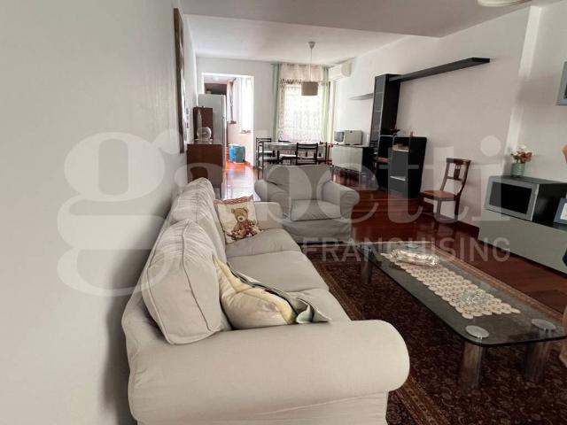 Appartamento in affitto a Borgo Poscolle, Reana Del Roiale