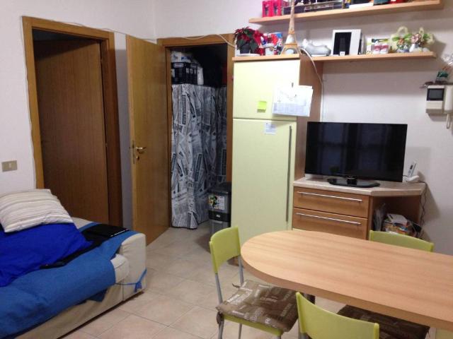Appartamento in affitto a Rizzi, Reana Del Roiale