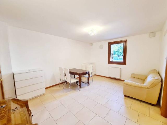 Appartamento in affitto a Laipacco, Reana Del Roiale